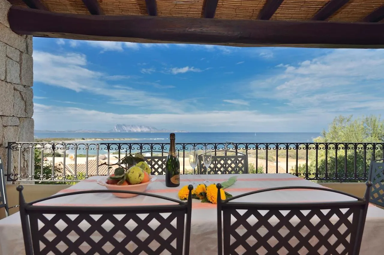 Villa Isuledda Beach 圣特奥多罗